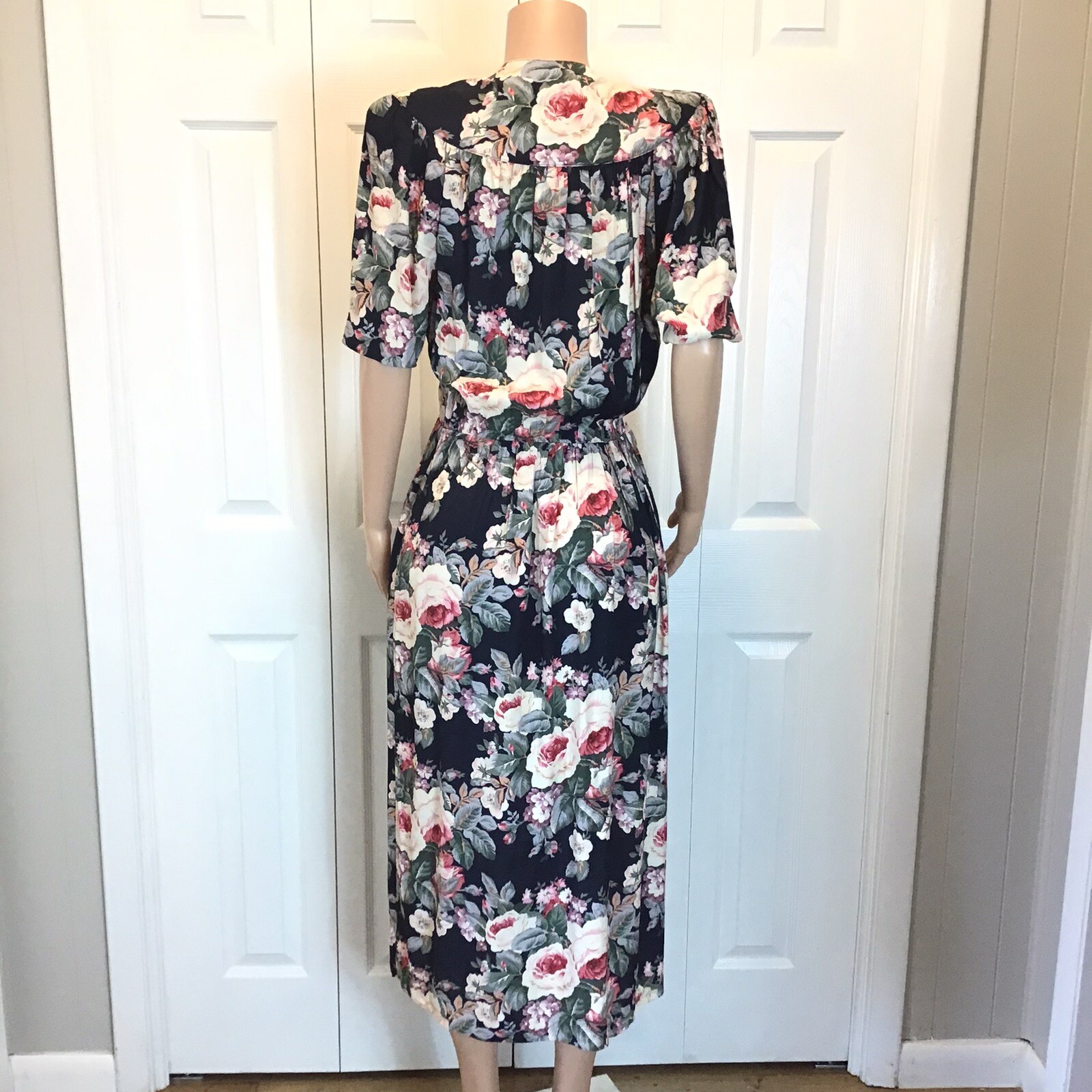 ED Michaels by Melanie Drucker Floral Short Sleeve Cottagecore Dress Size 9/10