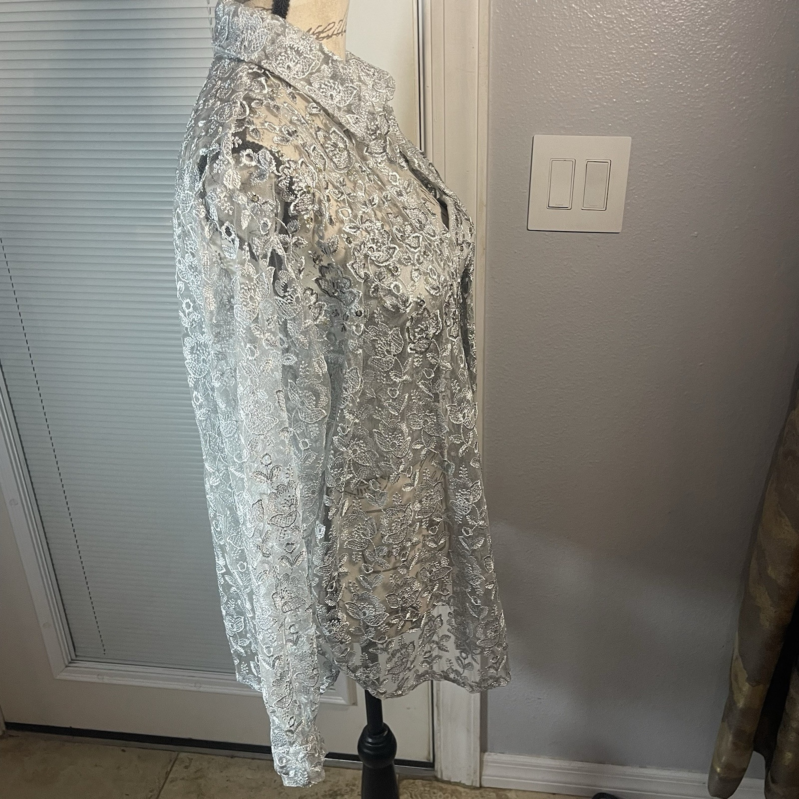 The Icing Vintage 90’s Silver Floral Lace Beaded Bustier Blouse Chic 2 Pc Set