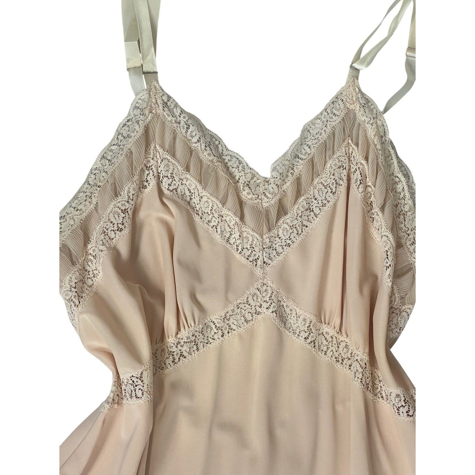 Vintage Charmode Sears Roebuck Nude Lace Pleated Ruffle Full Slip Dress Size 38