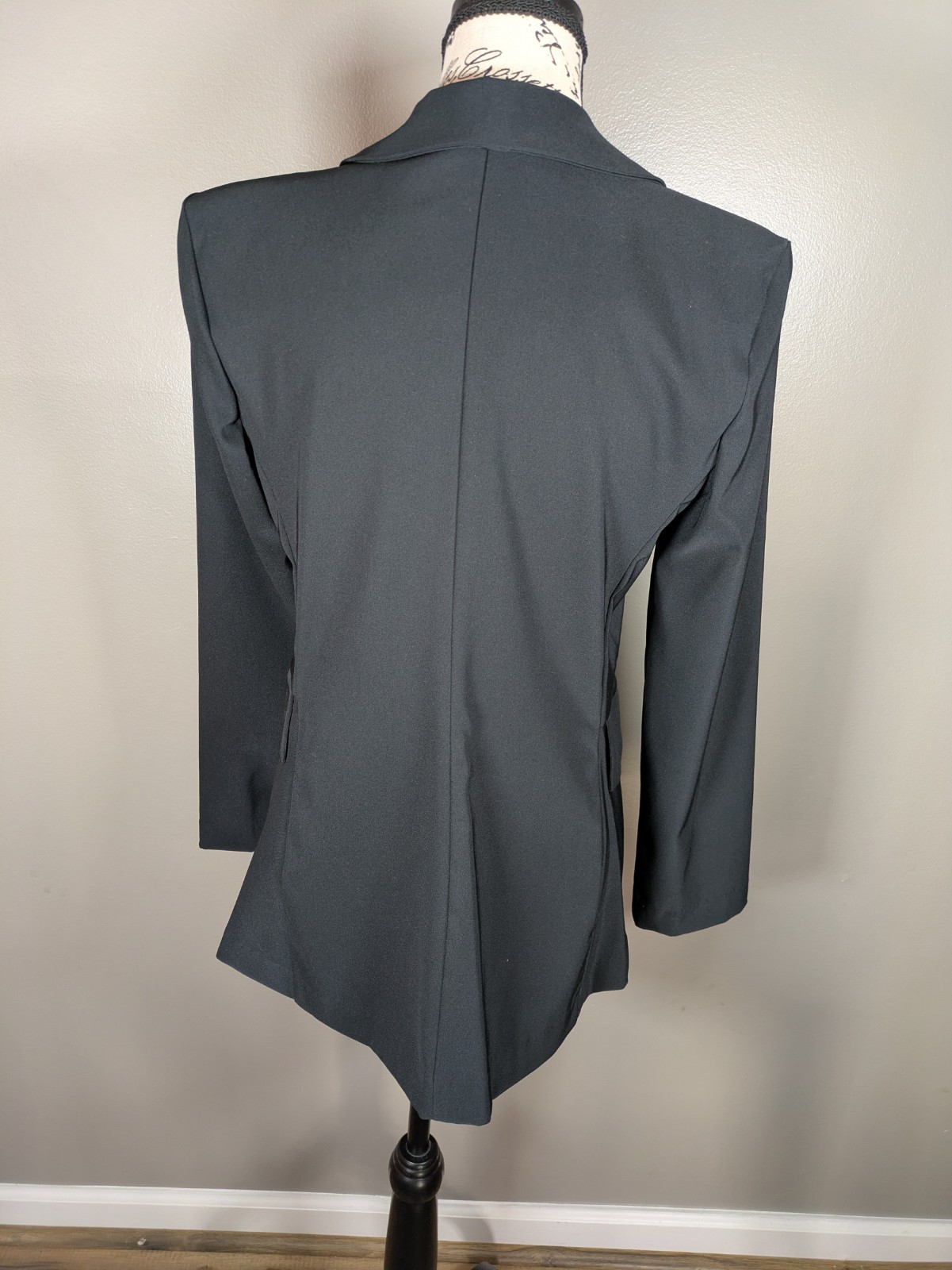 Vintage Women’s Polyester Blazer – Size Small – Single Button – Shoulder Pads
