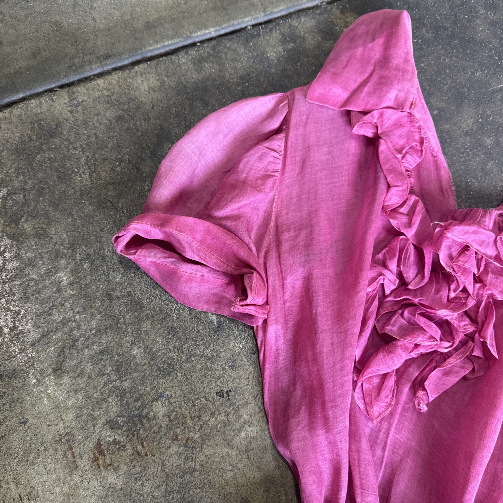 Vintage 1930s Pink Linen Blouse Ruffles Tie Belt Short Puff Sleeves Dress Top