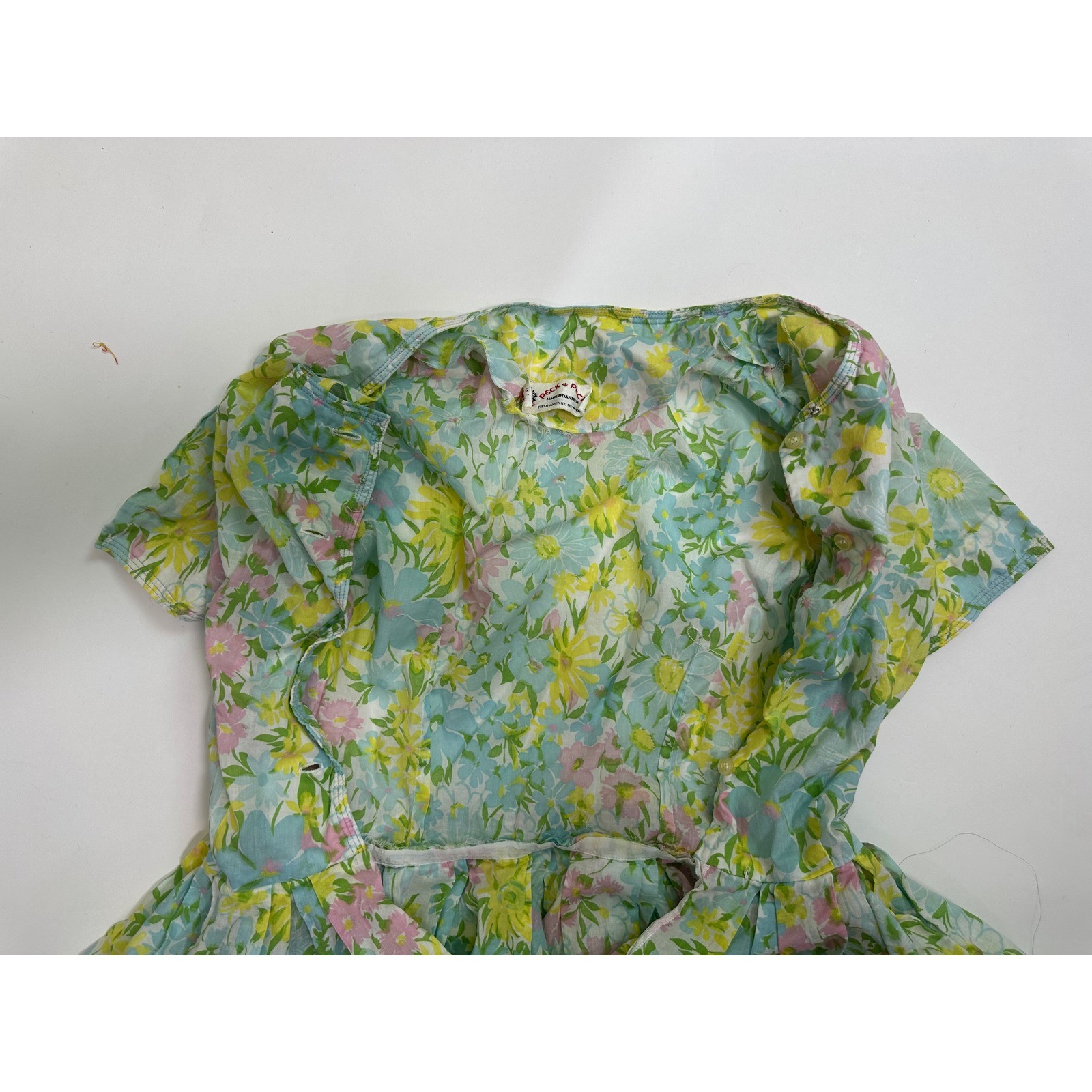 Vintage 1950s Peck & Peck Novelty Floral Print Cotton Dress Pastel Mid-Century