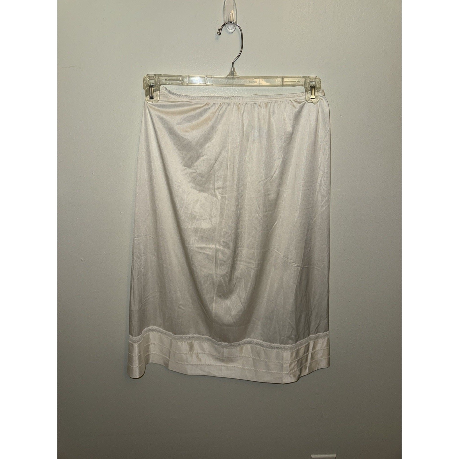 Vintage Lorraine Womens Cream Half Slip 100% Antron Nylon Sz Med Tall 28” Long