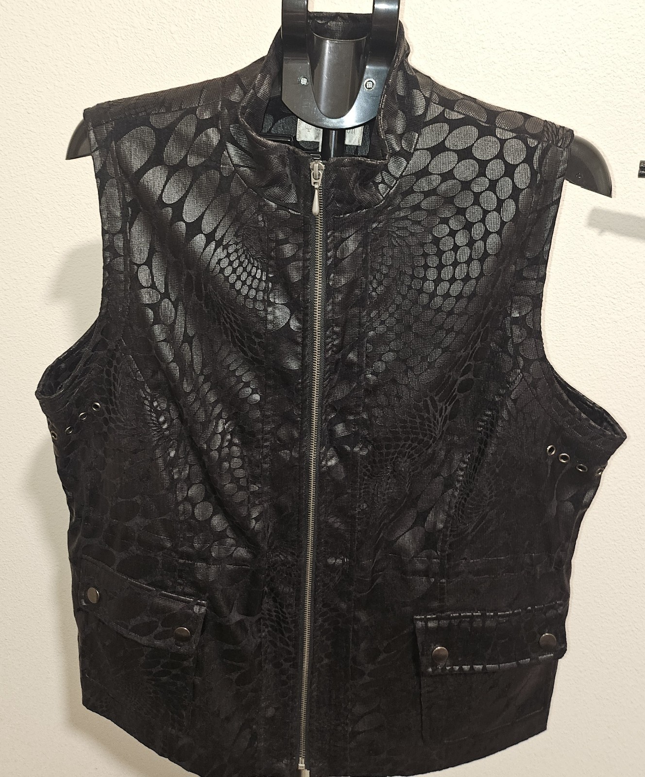 VTG Erin London XL Metallic Black Op Art Psychedelic Moto Vest Cyber Goth Y2K