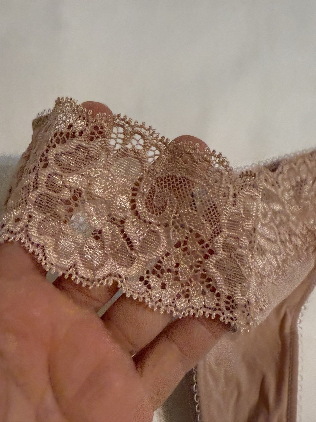 VINTAGE Victorias Secret DREAM ANGELS Thong Panties sz SMALL (2009)