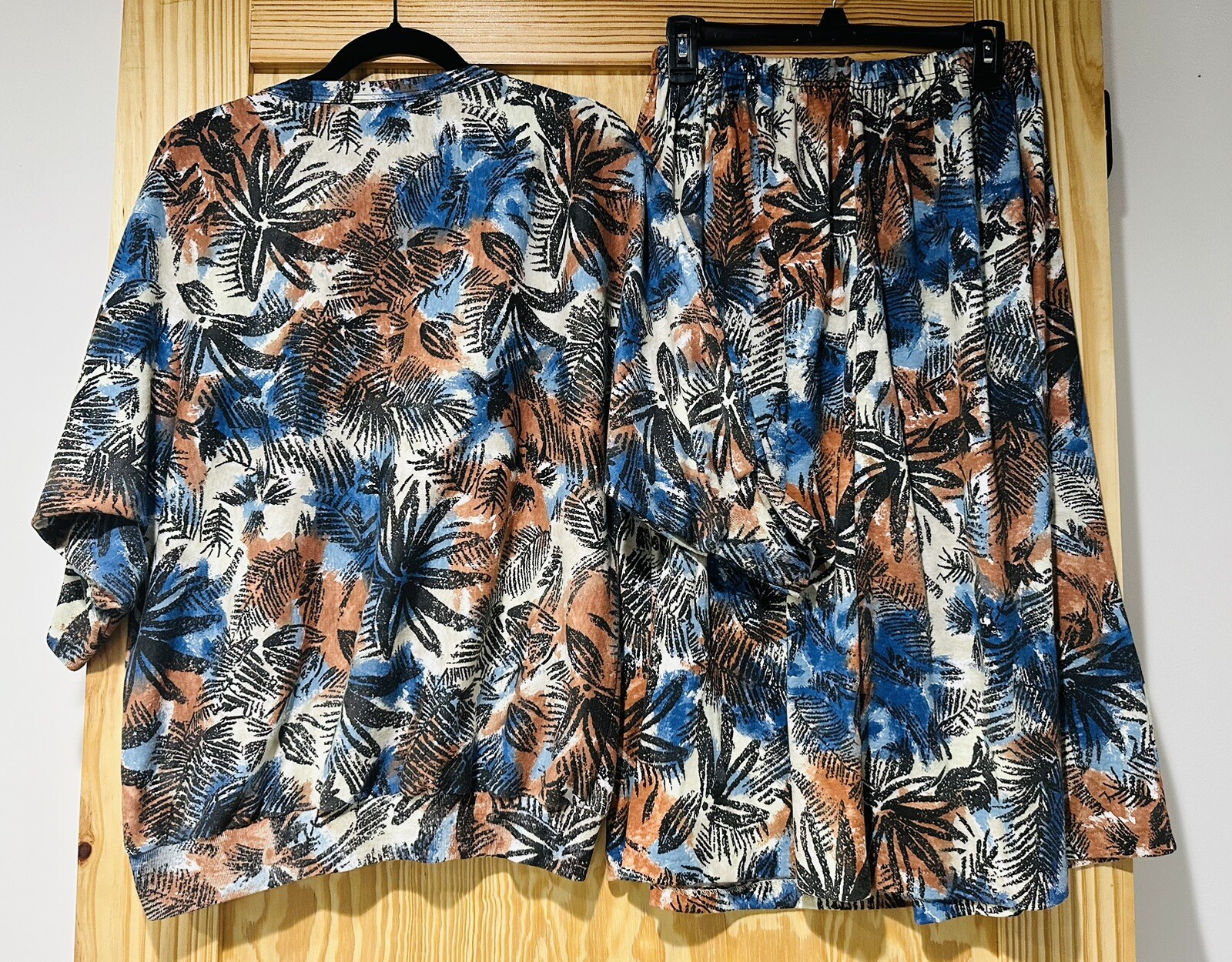Vintage Sloppy Joe’s Casual Wear Made In USA Unisize Dolman Top And Skirt Retro
