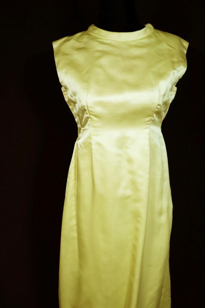 Designer Vintage 1970’s-1980’s Long Thick Lemon Green Silk Satin Gown Size 6