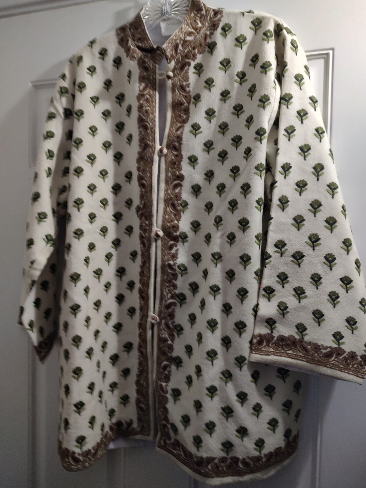 Vintage Casmere Indian Jacket, Wool Hand Embroidered Sz L chest 44″