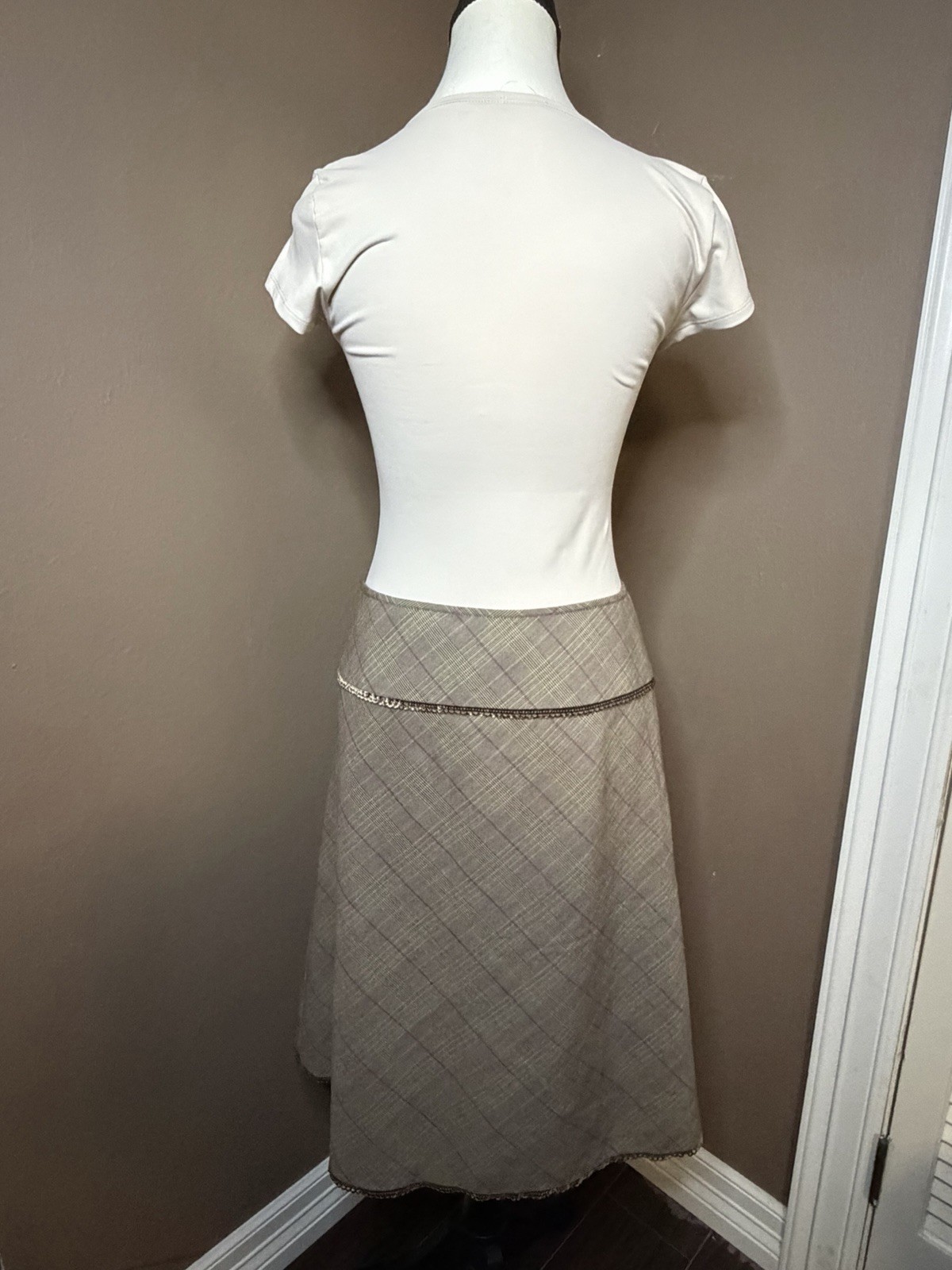 Intuitions Vintage Plaid Midi Taupe/ Brown A-lined Skirt Size 4