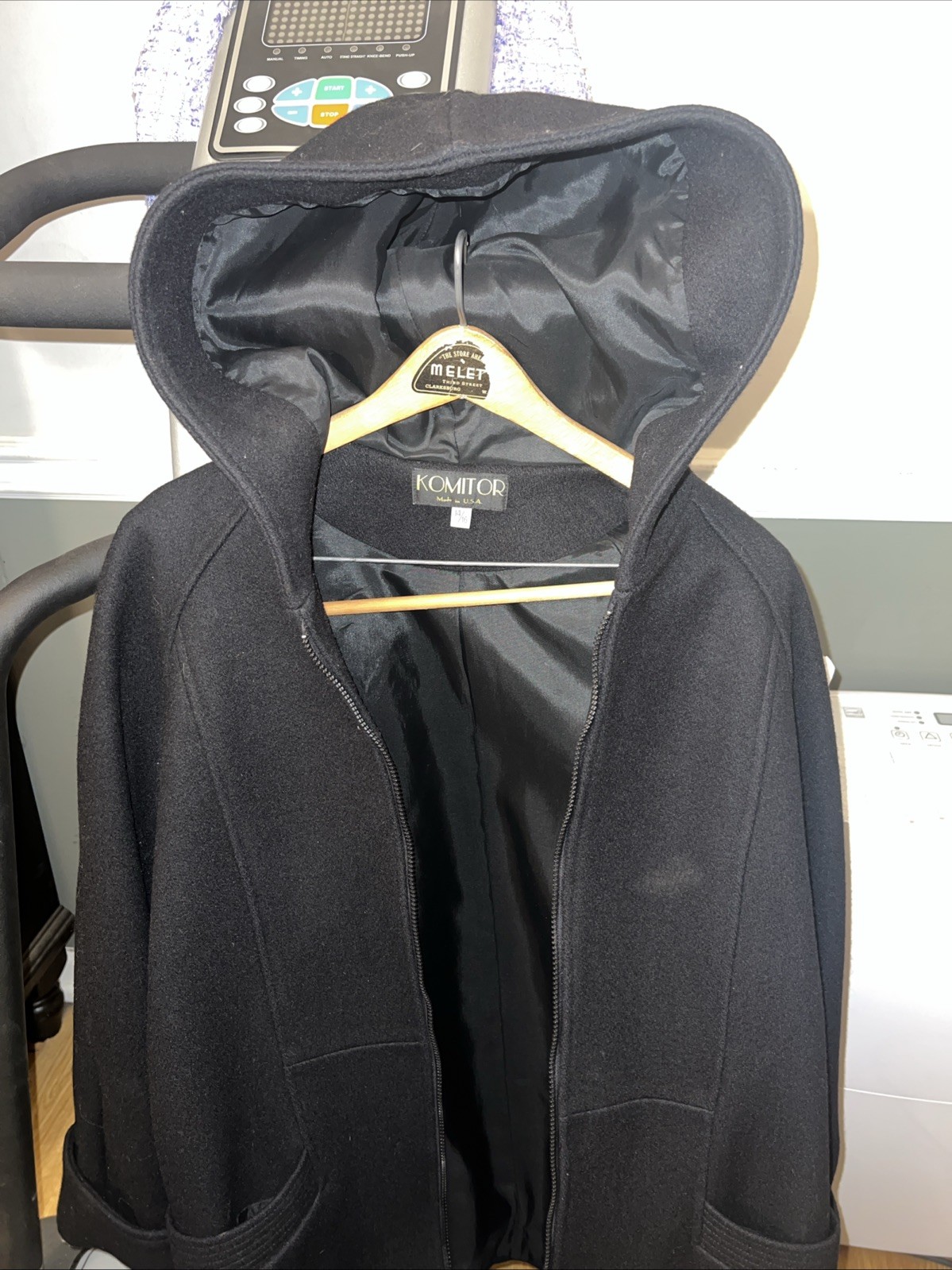 KOMITOR HOODED Wool ZIP Women’s Size 14/16 Coat USA MADE versatile Travel Winter
