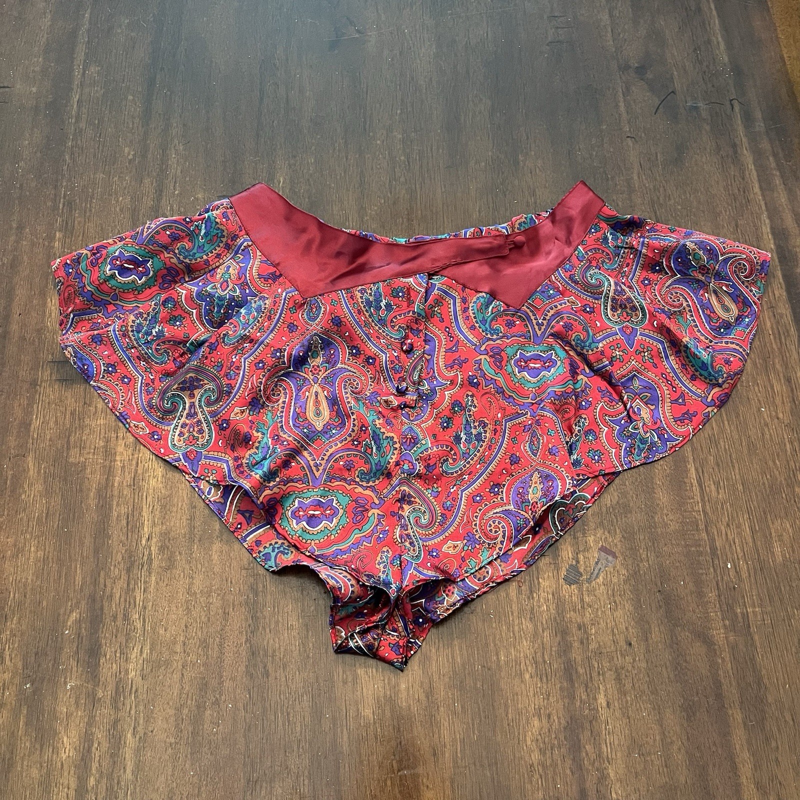 Vtg 90s Kathryn Lingerie Red Multi Paisley Satin Top & Shorts Set Size M