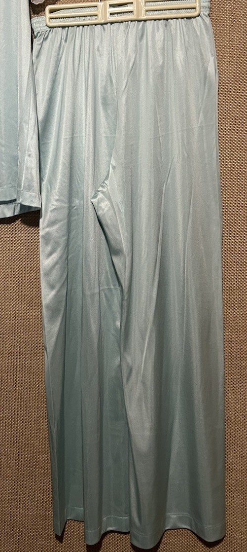 Vintage Vanity Fair Aqua Silky Nylon Tricot Top and Pajamas Pants PJ 2pc Set S/M