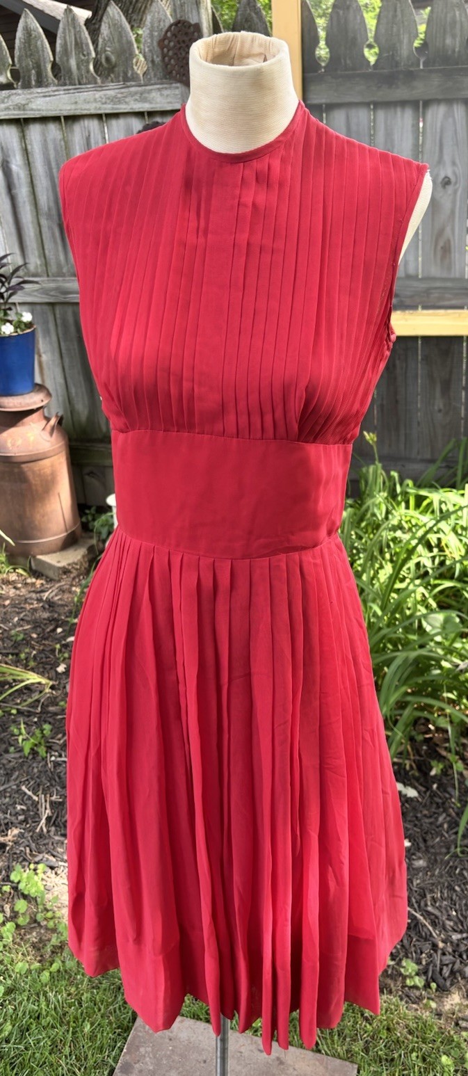 VTG 50s Dress Red Chiffon Pleated Retro Pinup Rockabilly Sz S 32x26x34″