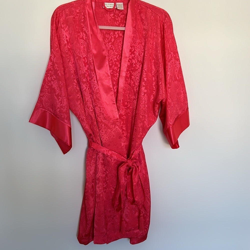Vintage Victoria’s Secret Gold Label Nightie and Kimono Style Robe Set – Red