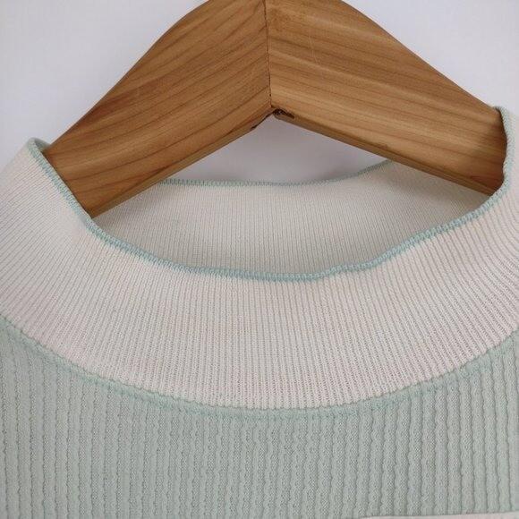 Vintage Light Green & White Winter Christmas Design Ribbed Grandma Sweatshirt