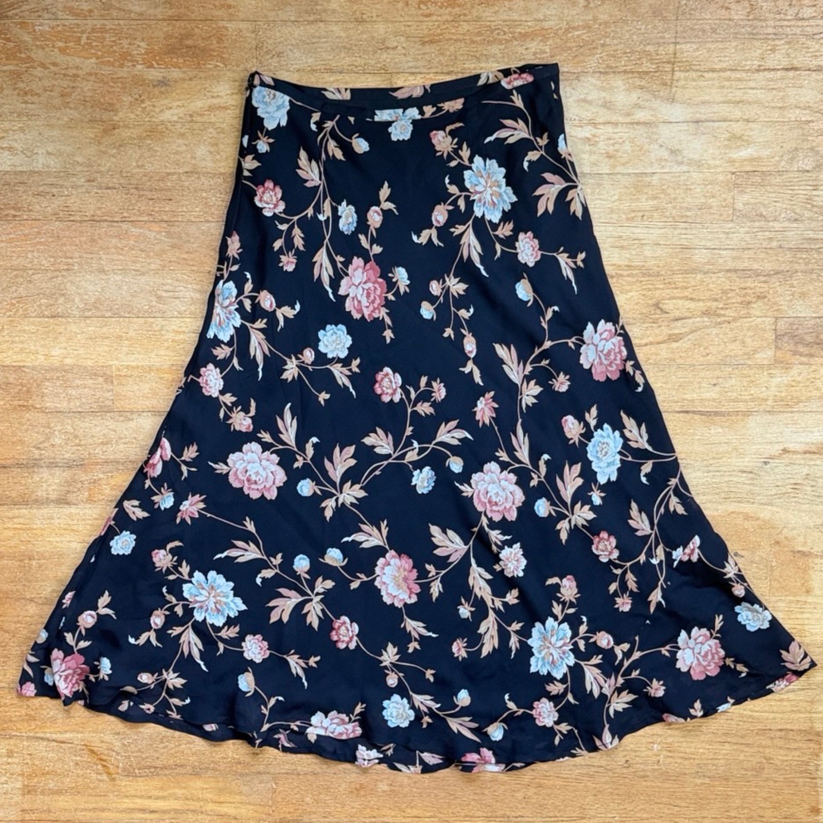Vintage Black Floral Print Bias Cut Silk Skirt Size Small 6 29″ Waist Y2K Midi