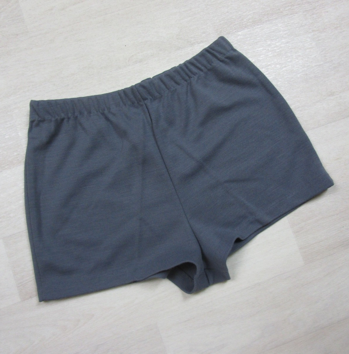 Vintage 60s 70s High Rise Hot Pants Shorts MOD Disco Polyester Charcoal Gray