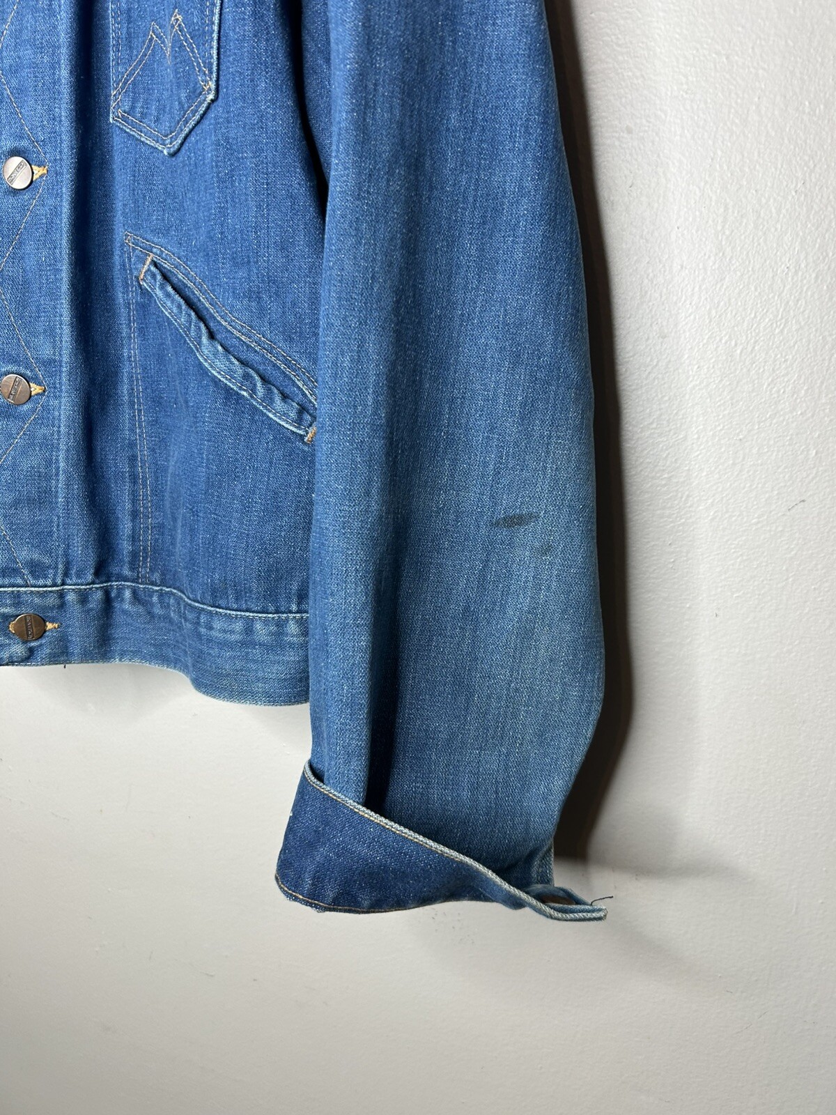 Vintage 1970s Maverick Denim Jacket Women’s Blue Jean Pockets Casual