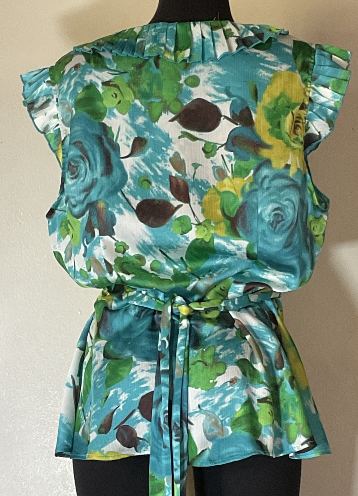 1960s Vibrant Bewitching Blue & Green Rose Floral Top Sleeveless Size Medium