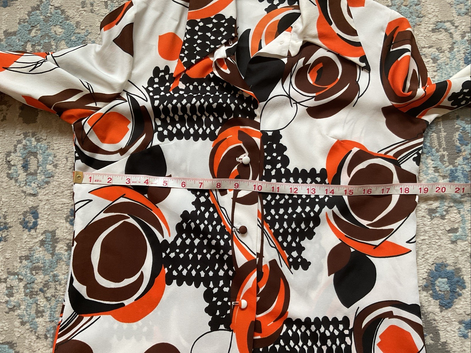 VTG 70s Women’s Spread Pointed Dagger Collar Polyester Blouse, BLK, BR /Orange