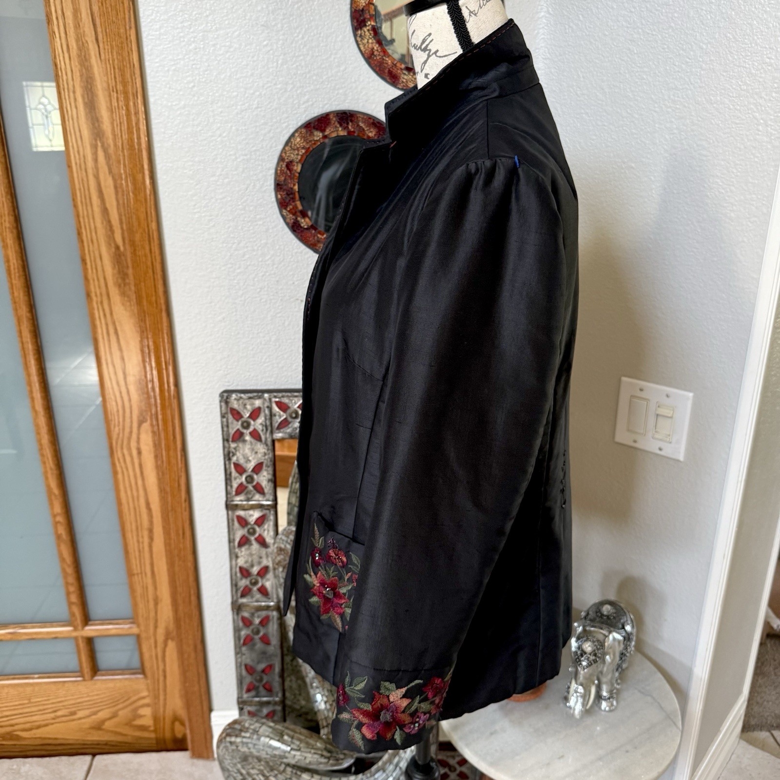Vintage Korean Sul Yun Hyoung Designer Black Blazer Floral Embroidered Jacket
