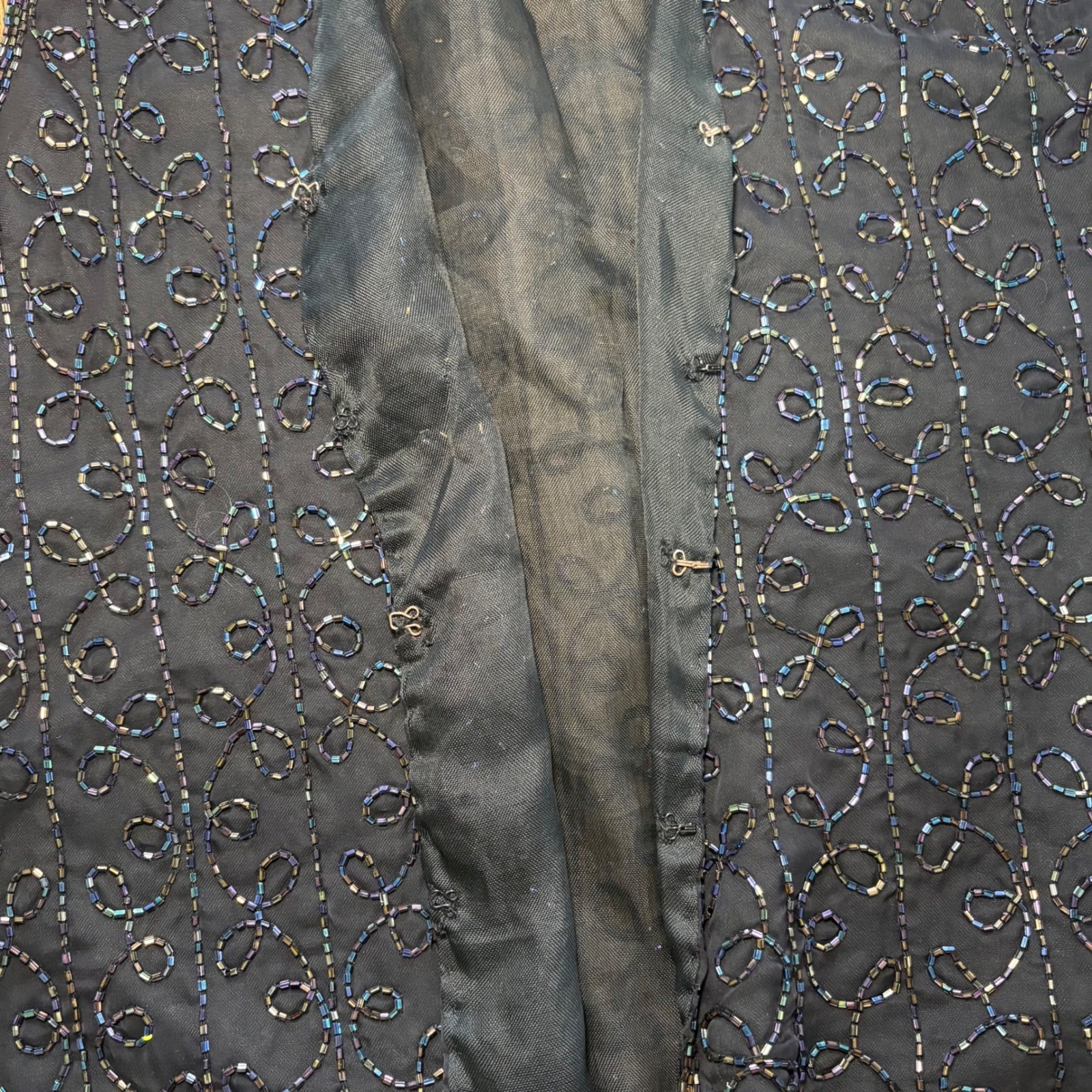 VTG 90s Sweet Sue Beaded 100% Silk Vest Black Iridescent Womens M Whimsigoth