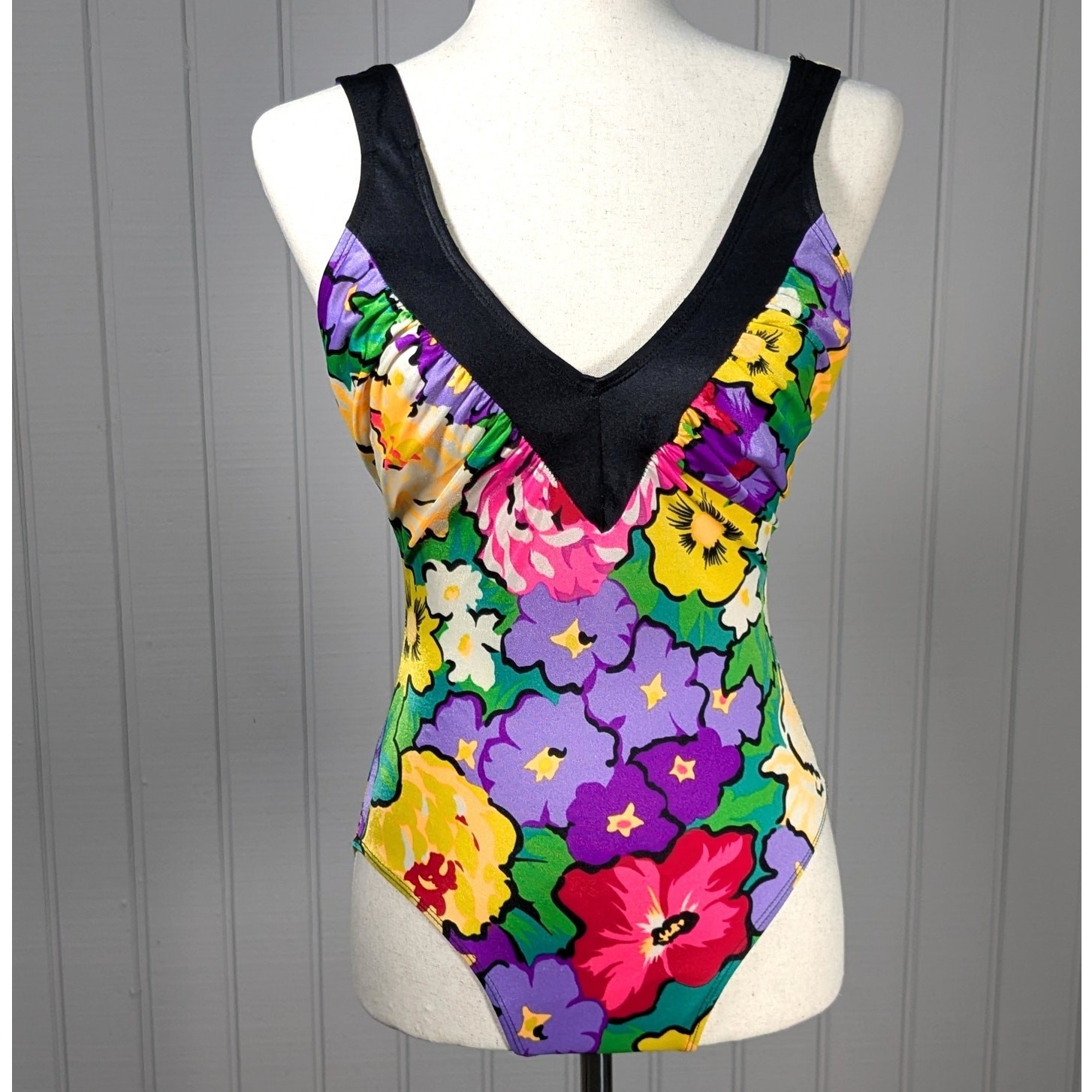 Vintage 80s/90s Multicolor Bright Colorful Flower Floral One Piece Swimsuit M/L?