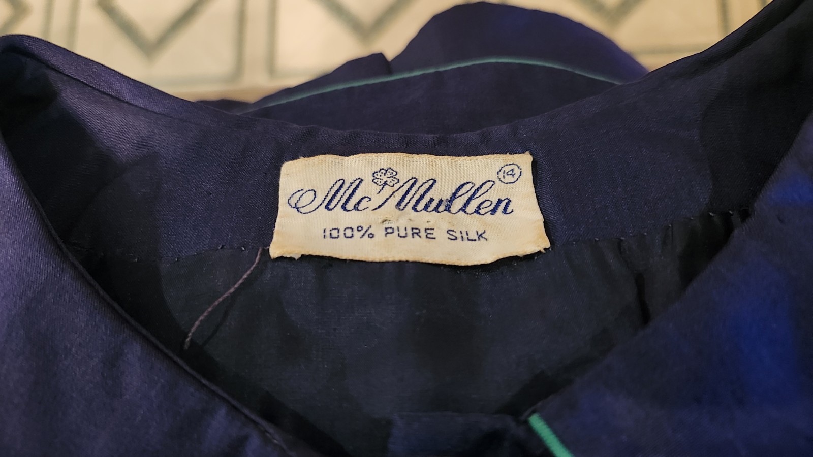 McMullen 100% Silk Shirt Dress vintage From The 50’s/60’s D11
