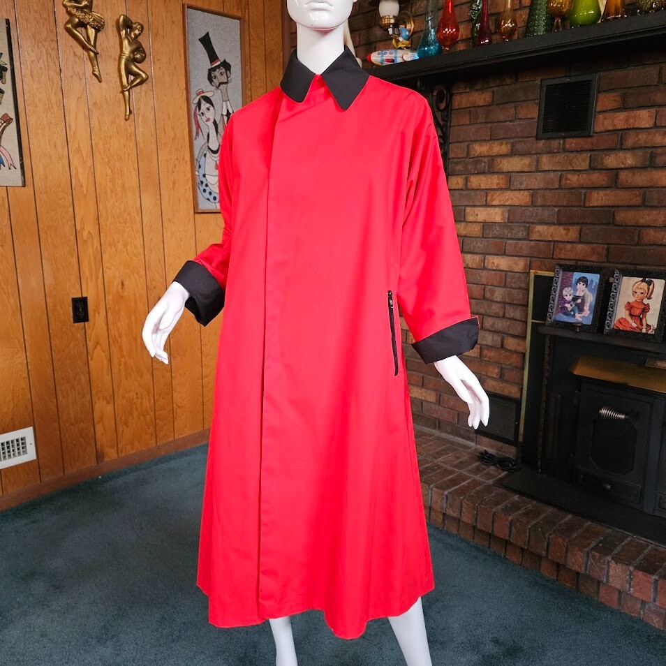 Vtg 80s Pauline Trigere Reversible Red Black Wing Cuff Swing Trench Car Coat M/L