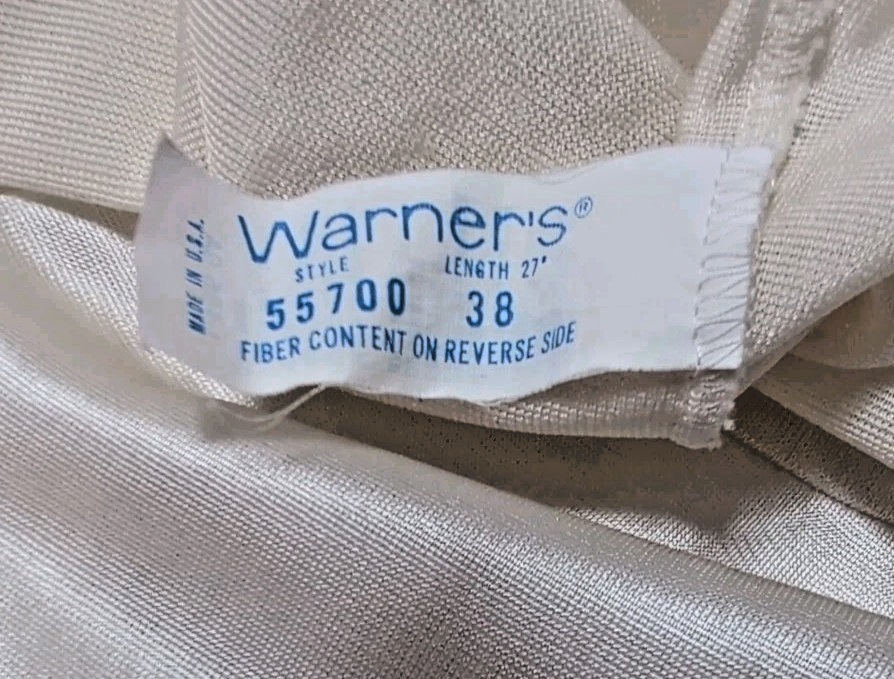 Vintage Warner’s Full Slip Ballet Dress V Neck Antron Nylon Size 38 Beige