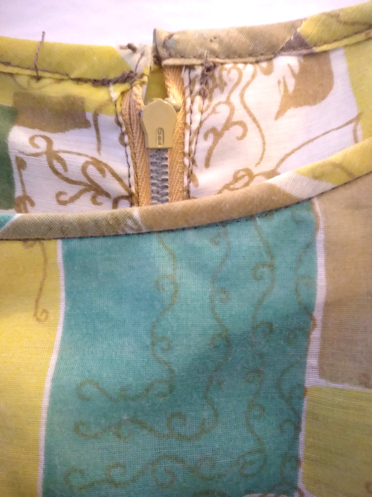 Vintage 50s Dress M Novelty Print Green Yellow Original Belt cotton chiffon 60s