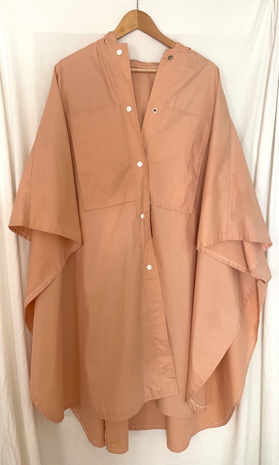 Vintage Peachy Coral Orange Oversized Hooded Cape Flowy Boho Lagenlook 60s 70s