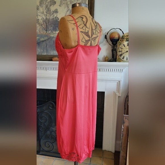 Vintage Montaldo’s Redish Pink Full Slip With Lace Size 36 Made in USA