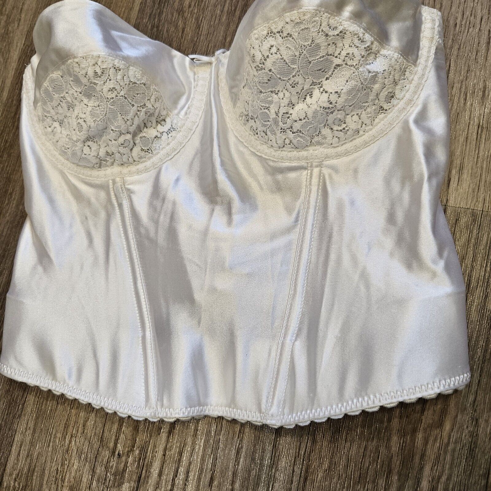 Vtg Maidenform Rendezvous Corset Bustier Size 36C White Satin Bra Lace Coquette