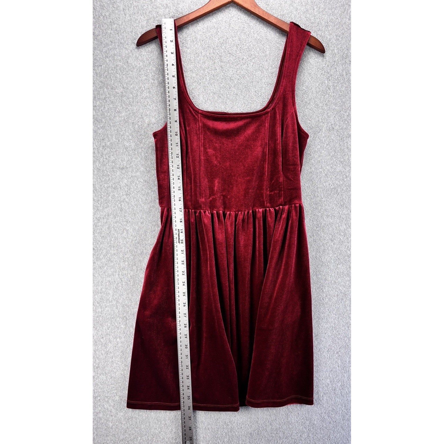 Old Navy Red Velvet Dress L Square Neck Fit Flare Sleeveless Skater Pockets