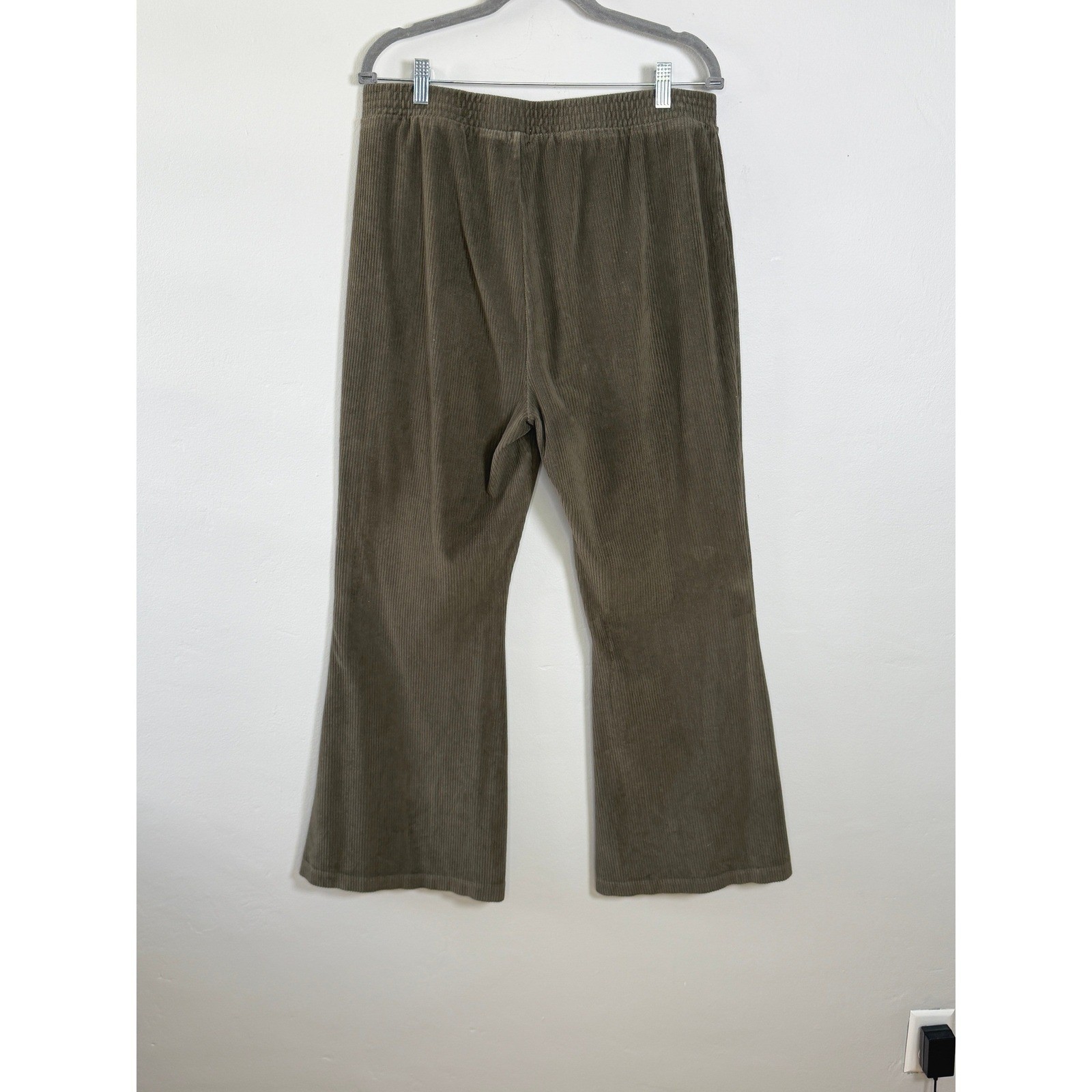 Aerie Rib Velour Flare Pants XL Olive Green Pull-On Stretch Retro Boho Groovy