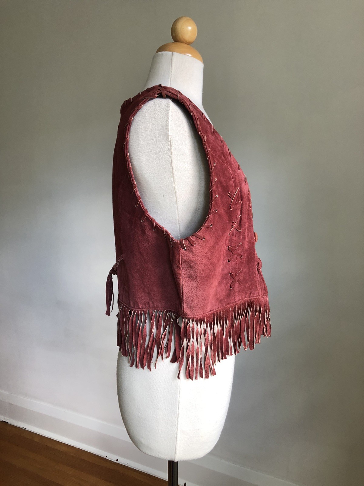 STUNNING VTG DON’T STOP Classics Maroon Suede Leather Fringe Vest SZ L