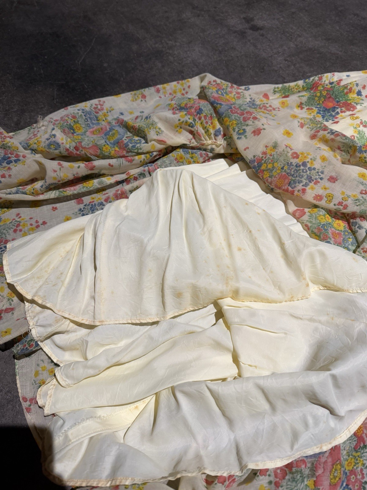 Vintage 1960s Miss Rita Floral Smocked Boho Prairie Cottage Core Dress Ivory