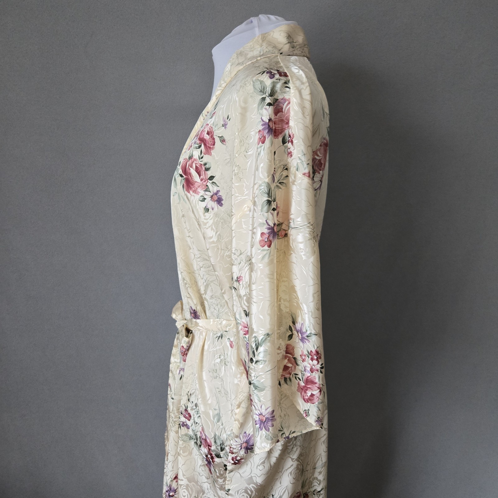 Vintage Cream Floral Satin Robe Small Expressions