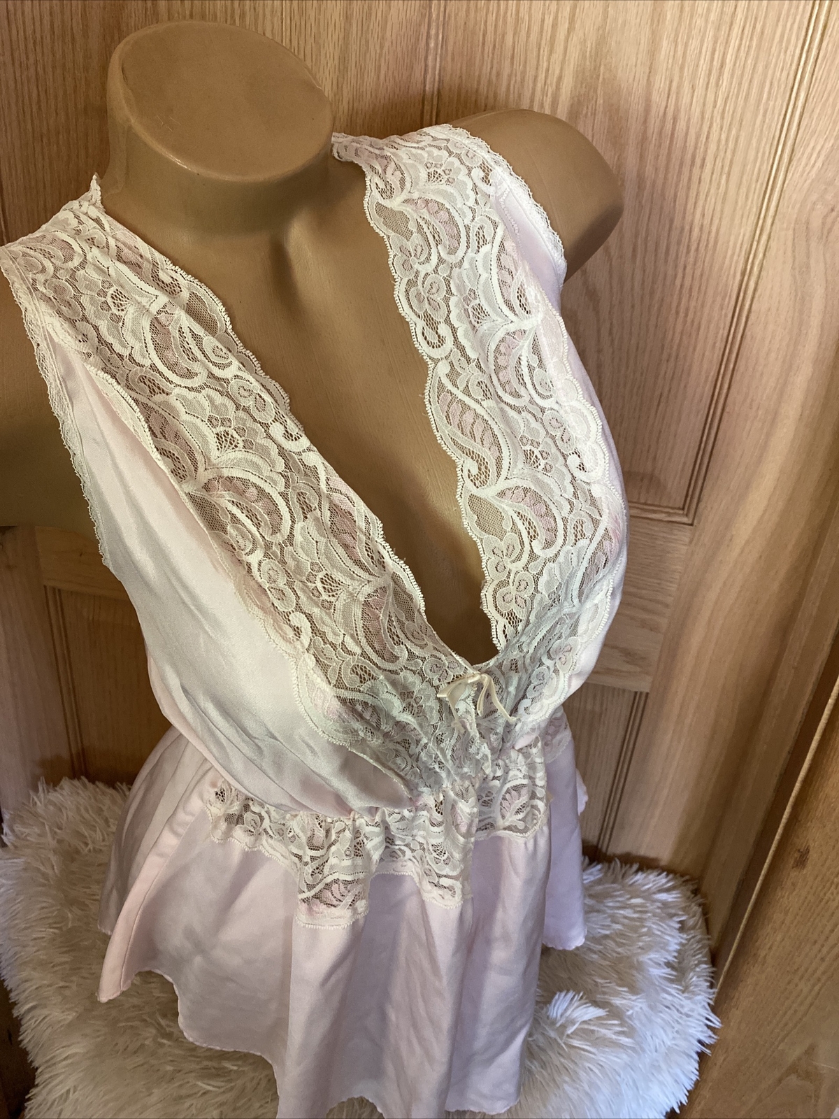 Vtg Teddy PINK Lace flutter Tap Bodysuit Playsuit CHANTILLY Lace One Piece #L9