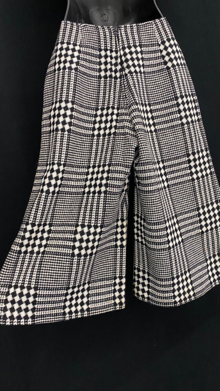Vintage 1970s black white plaid gaucho pants, wide leg palazzo capri corset tie
