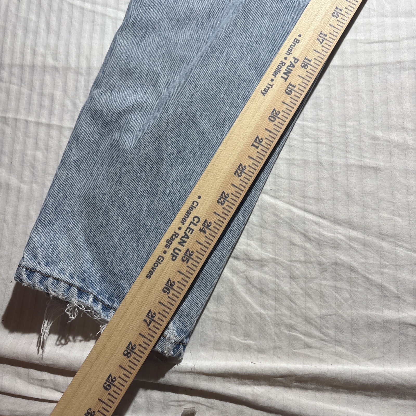 Vintage Levi’s 551 Red Tab 1995 90s Mom 11.5 Rise Jeans 6 Pet Distressed. 1050