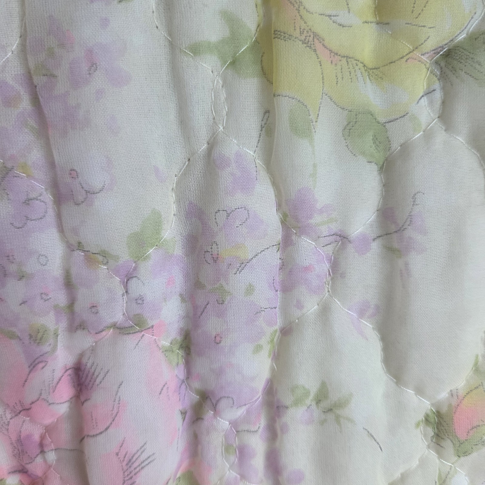 VTG Quilted Housedress Pale Flowers 70s Glamour 29 Inch Waist