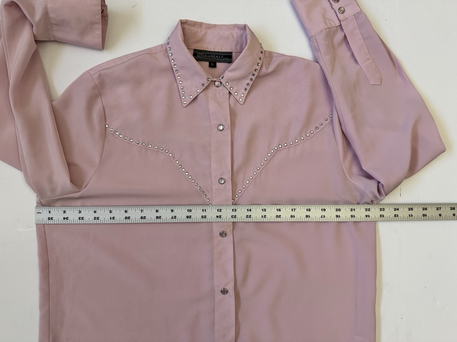 VTG Daniali USA Pink Western Rhinestone Shirt Women’s Large Snap Microfiber