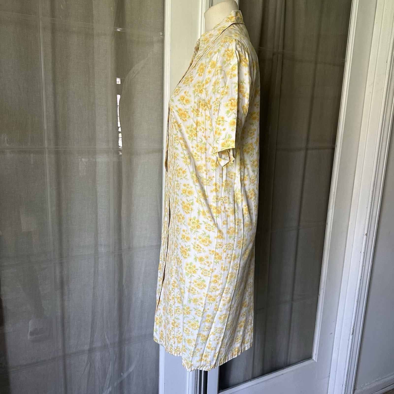 LADY BIRD Vtg Yellow Floral Dress Shirt Sheath Dainty