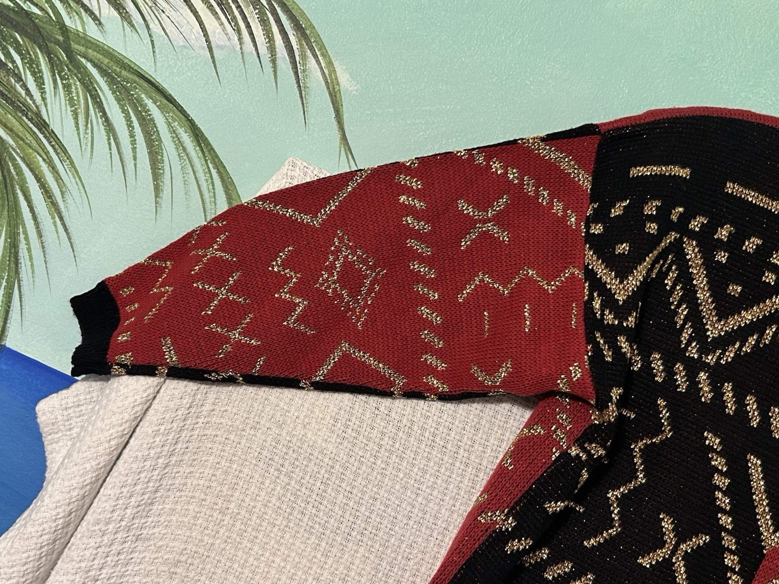 Vintage Women’s Metallic Gold Geometric Red Black Knit Sweater M Maurada Xmas