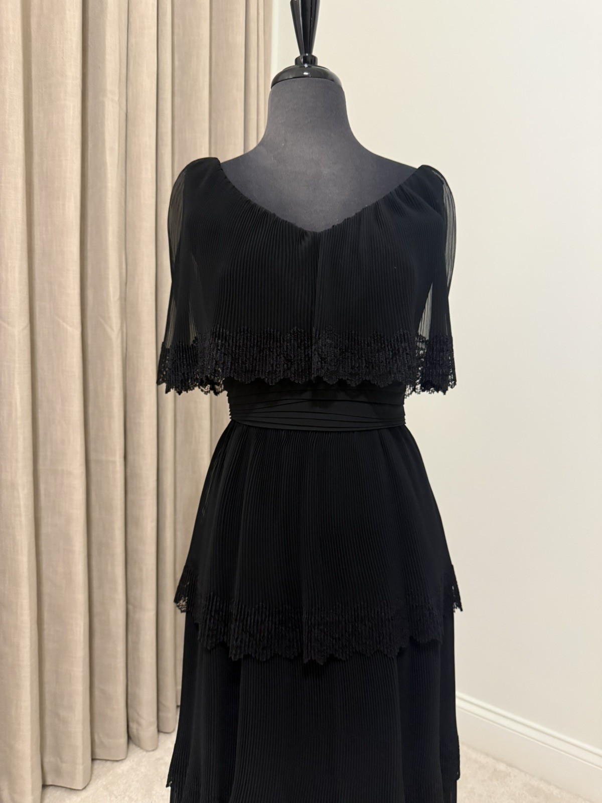 Vintage Miss Elliette Black Tiered Chiffon Lace Pleated Formal Maxi Dress 8