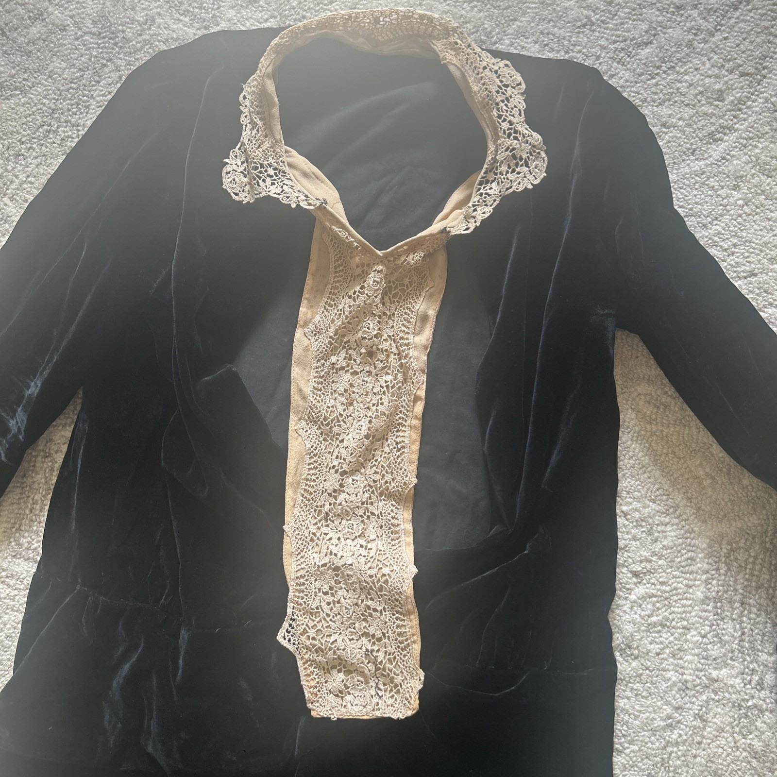 Antique 1920’s Black Velvet Drop Waist Dress Lace Collar & Front Dickie