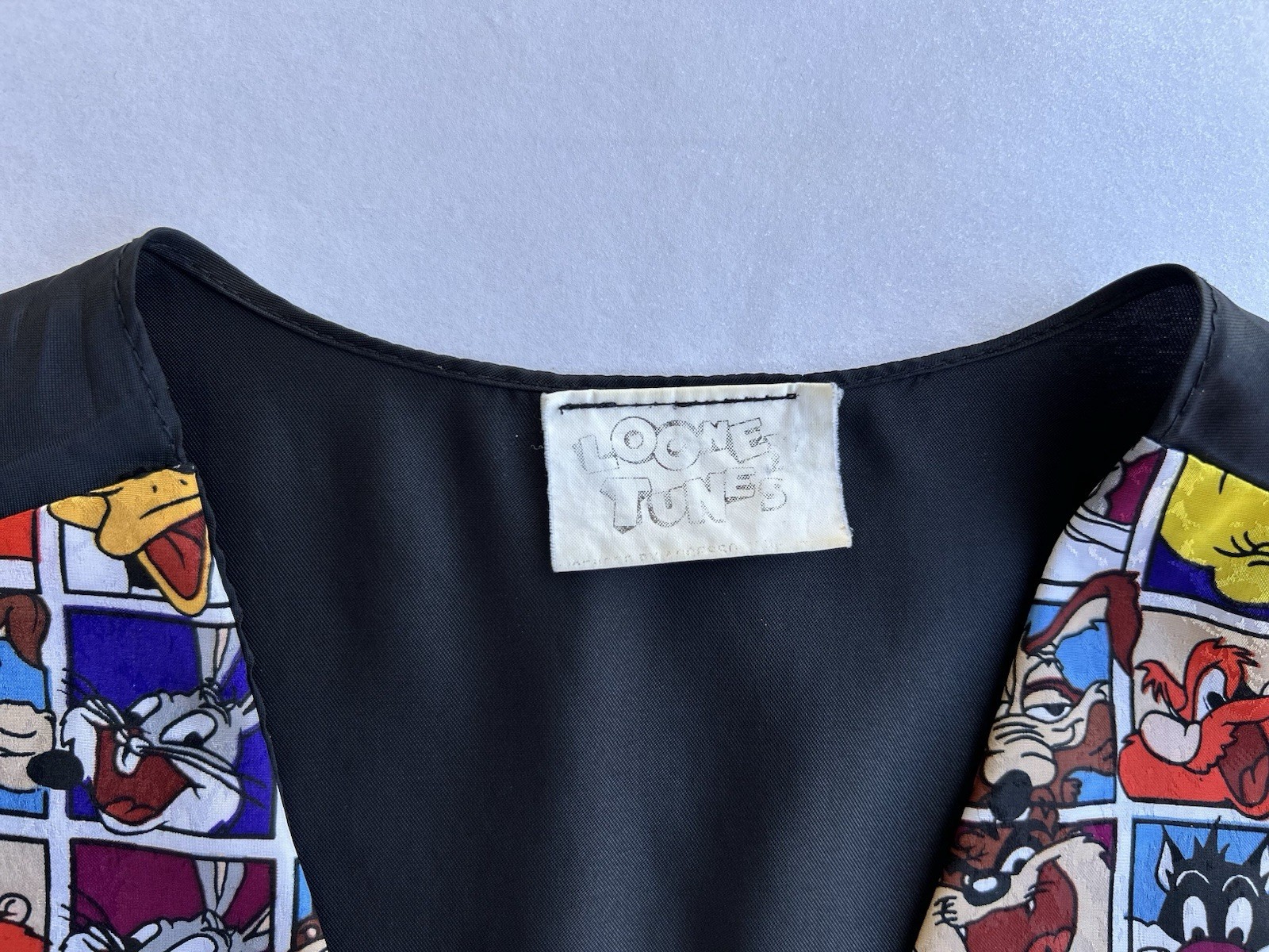 Looney Tunes Vintage Tweety Bird Sylvester Daffy Cartoon Tie Back Vest One Size
