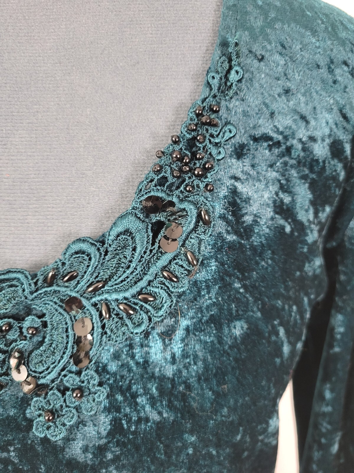 Vtg Molly Malloy Teal Green Crushed Velvet Wiggle Dress w Lace & Beads Size 12
